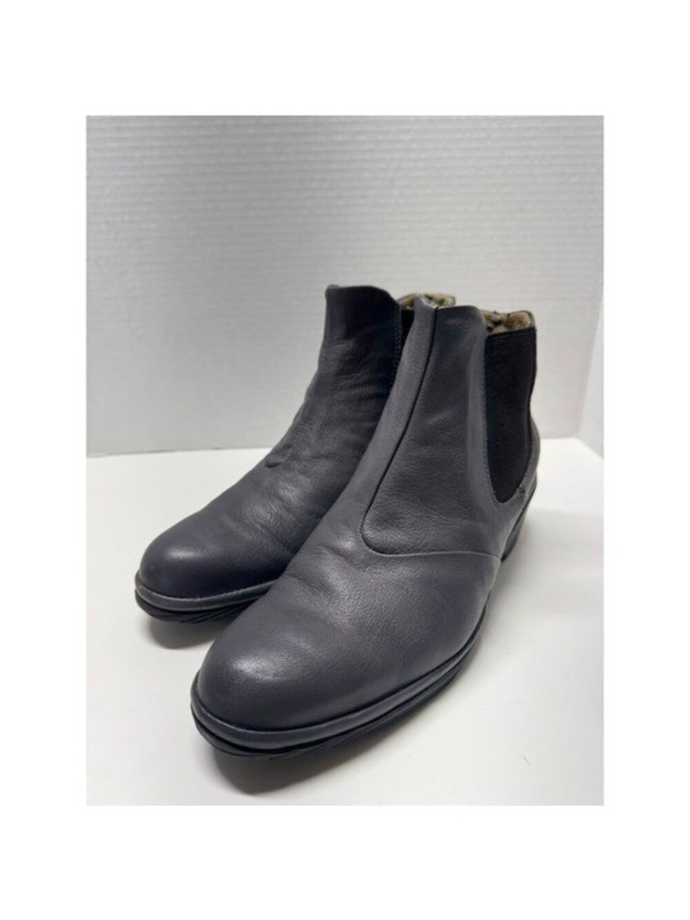 Fly London Salv Purple Leather Chelsea Wedge Ankle Boots Womens 39 EU 8-8.5 US